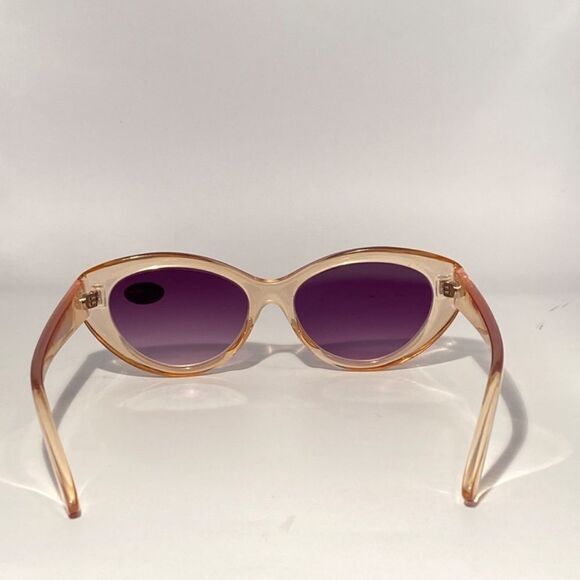 Reading Sunglasses 2.25 Clear Gold Sweetheart Frames Dark Lenses NWT - Picture 3 of 7